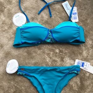 Maaji bikini NWT, bandeau top & cheeky bottoms.